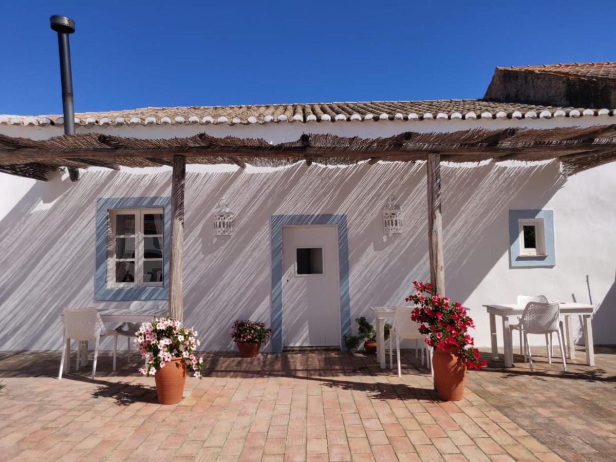 Casa Largo Do Poco Acomodação com café da manhã  *