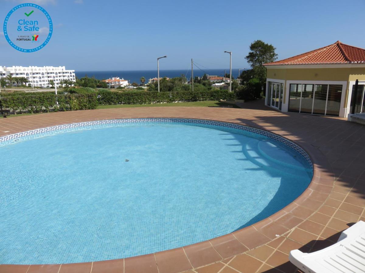 T1 Com Vista Mar Perto Da N.ª Sra. Da Rocha * Porches (Algarve)