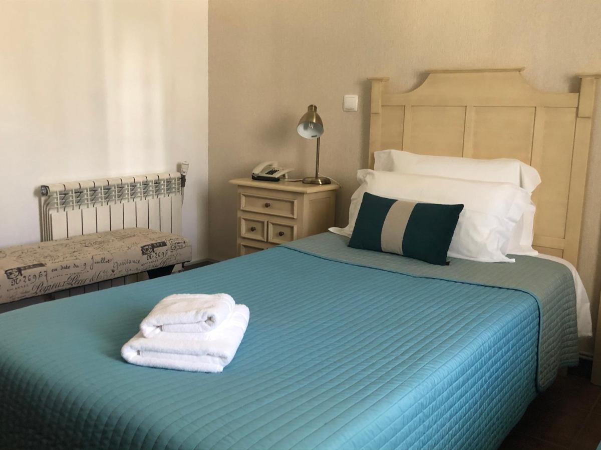 Bed & Breakfast Residencial Celeste 3*