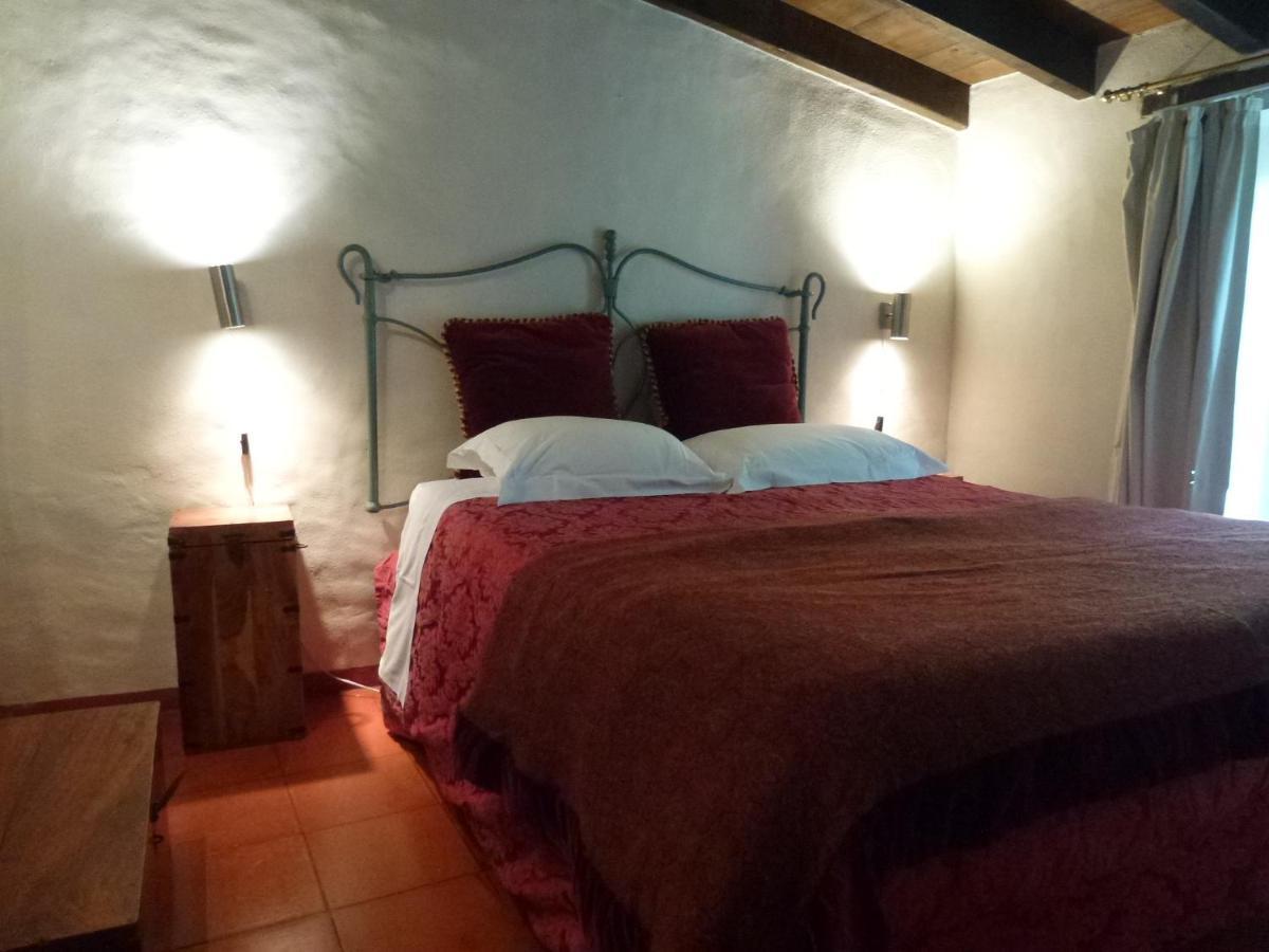Convento Sao Saturnino Colares