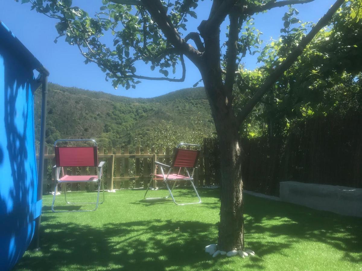 Casa Do Meio Da Country house Loriga