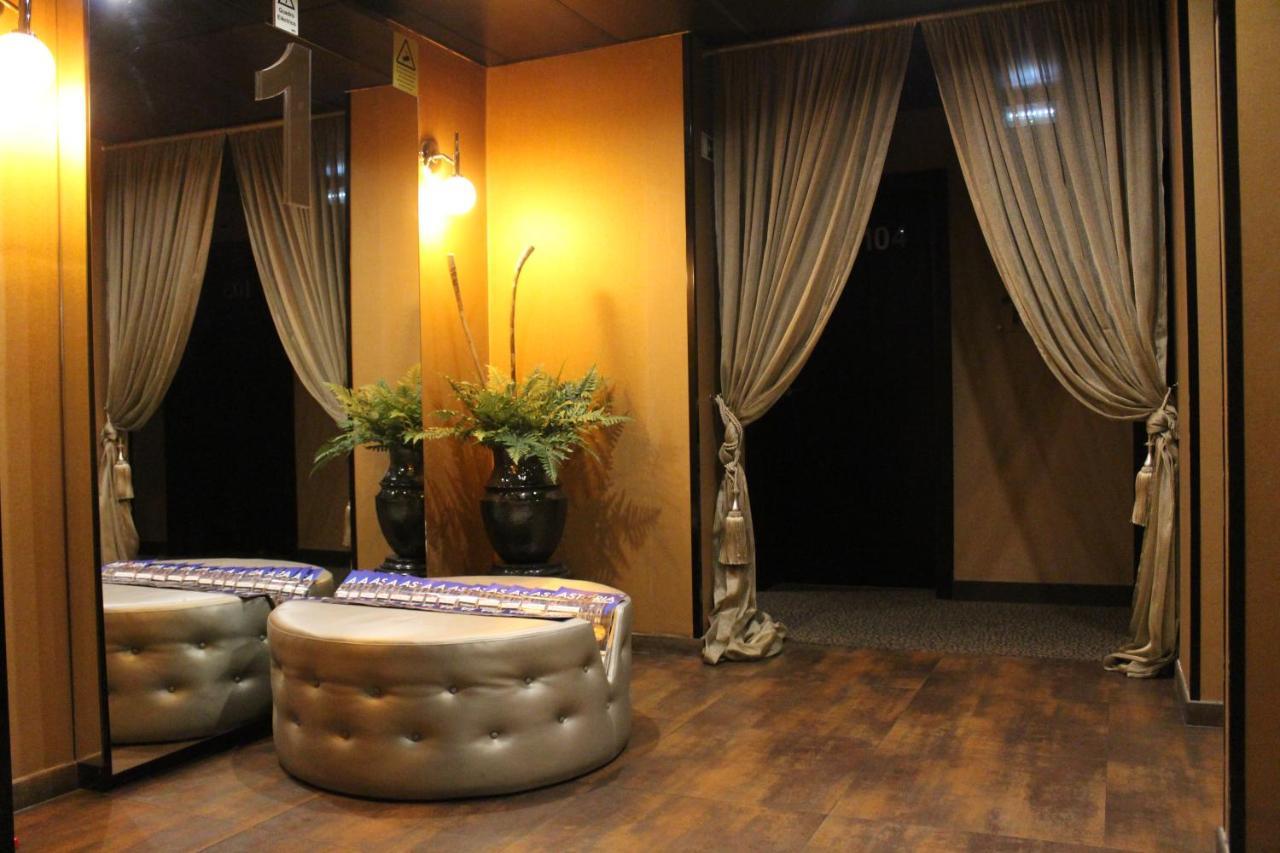 Hotel Expo Astoria 3*