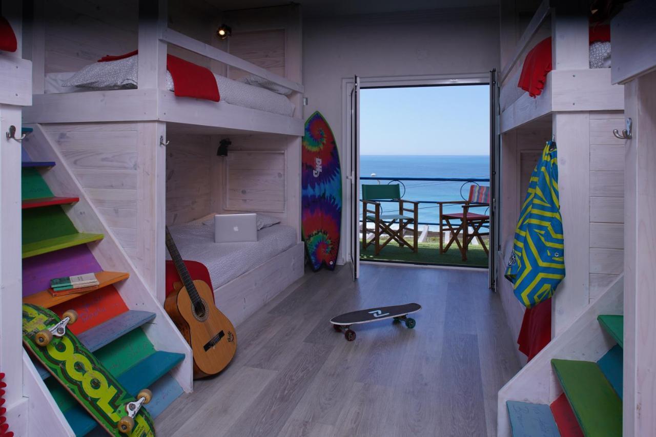 Chill In Surf House Hostel Ericeira
