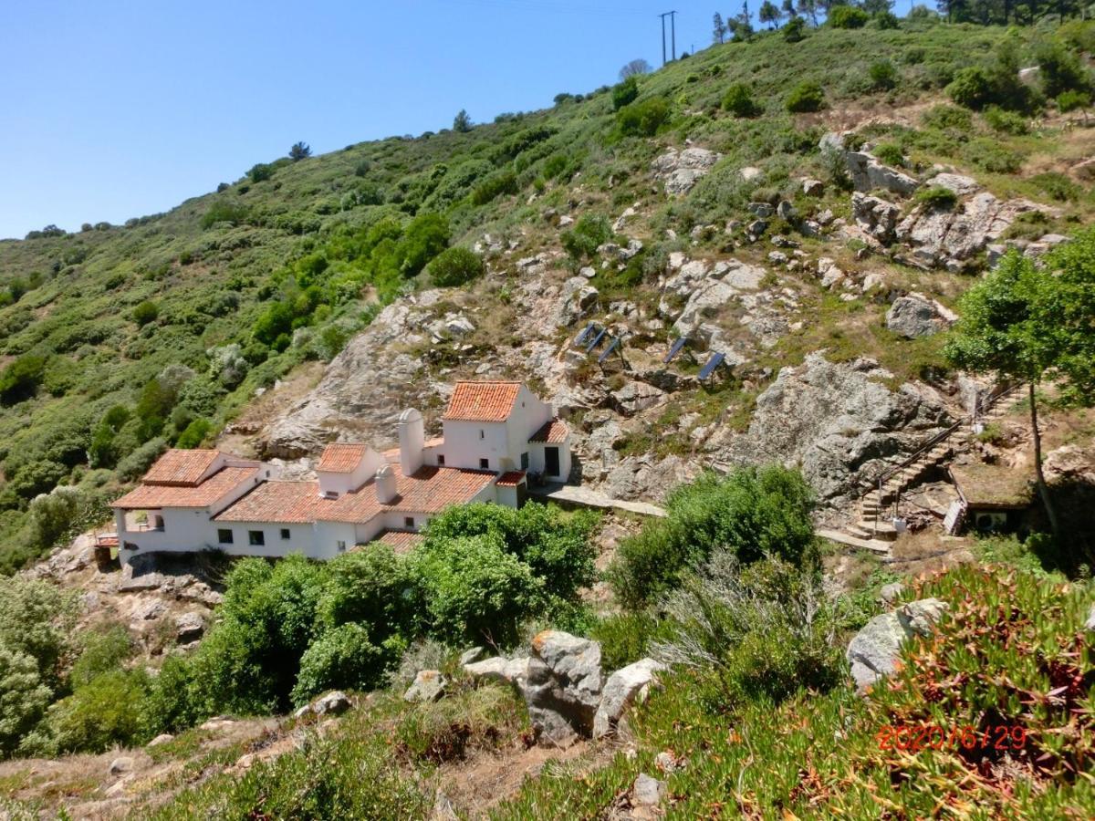 Guest house Convento Sao Saturnino 3*
