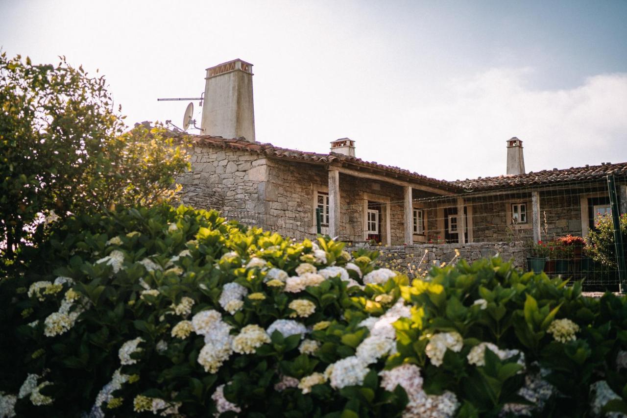Casas De Pedra - Quinta Da Escola * Alvados