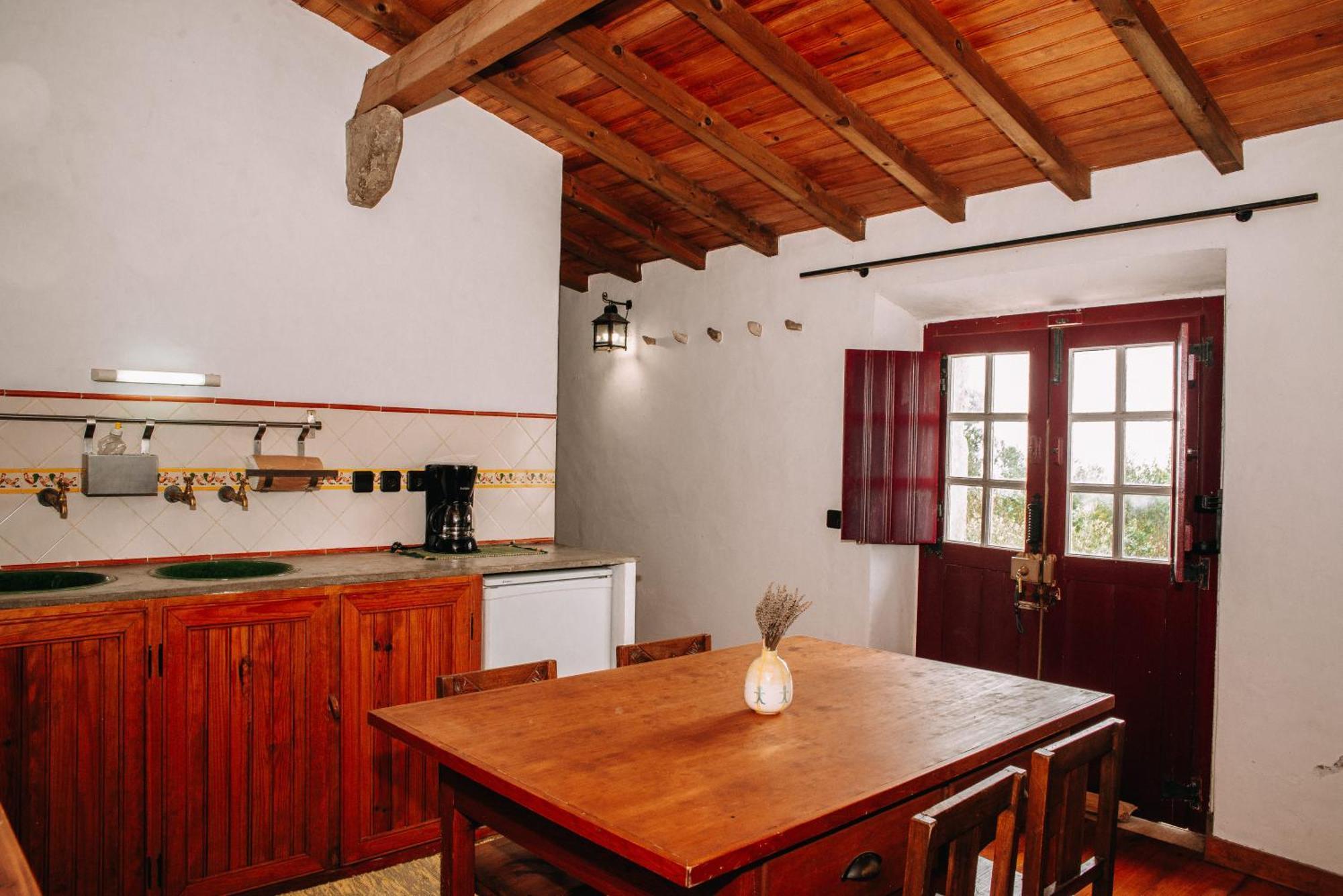 Casas De Pedra - Quinta Da Escola