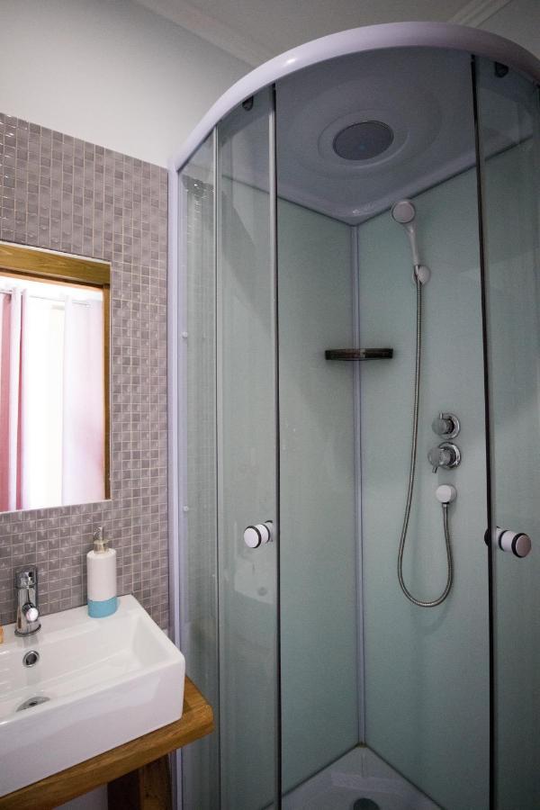 Modern & Recycled Hostal