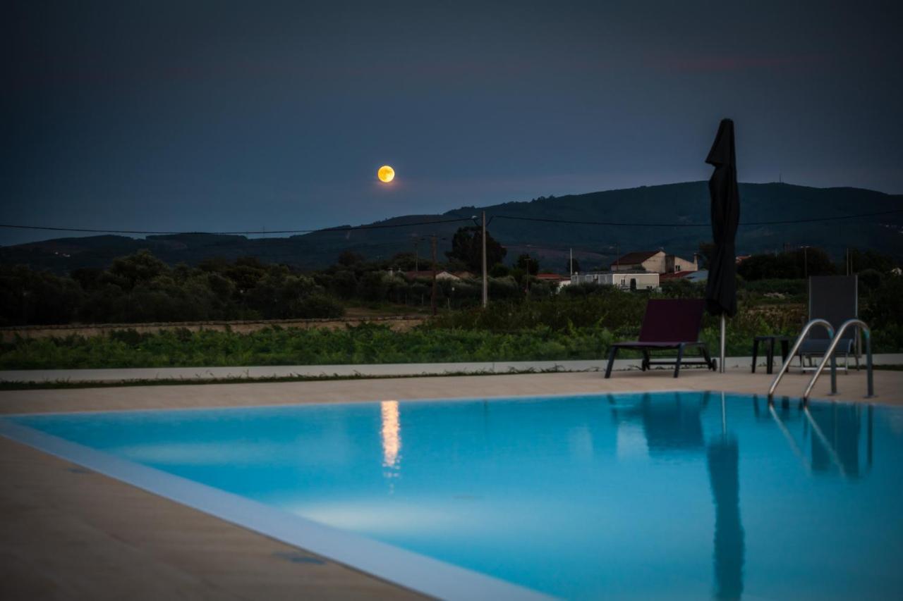 Quinta Oliveiras * Fundao