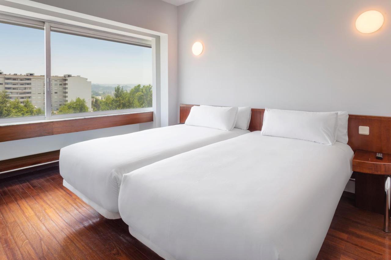 Hotel E