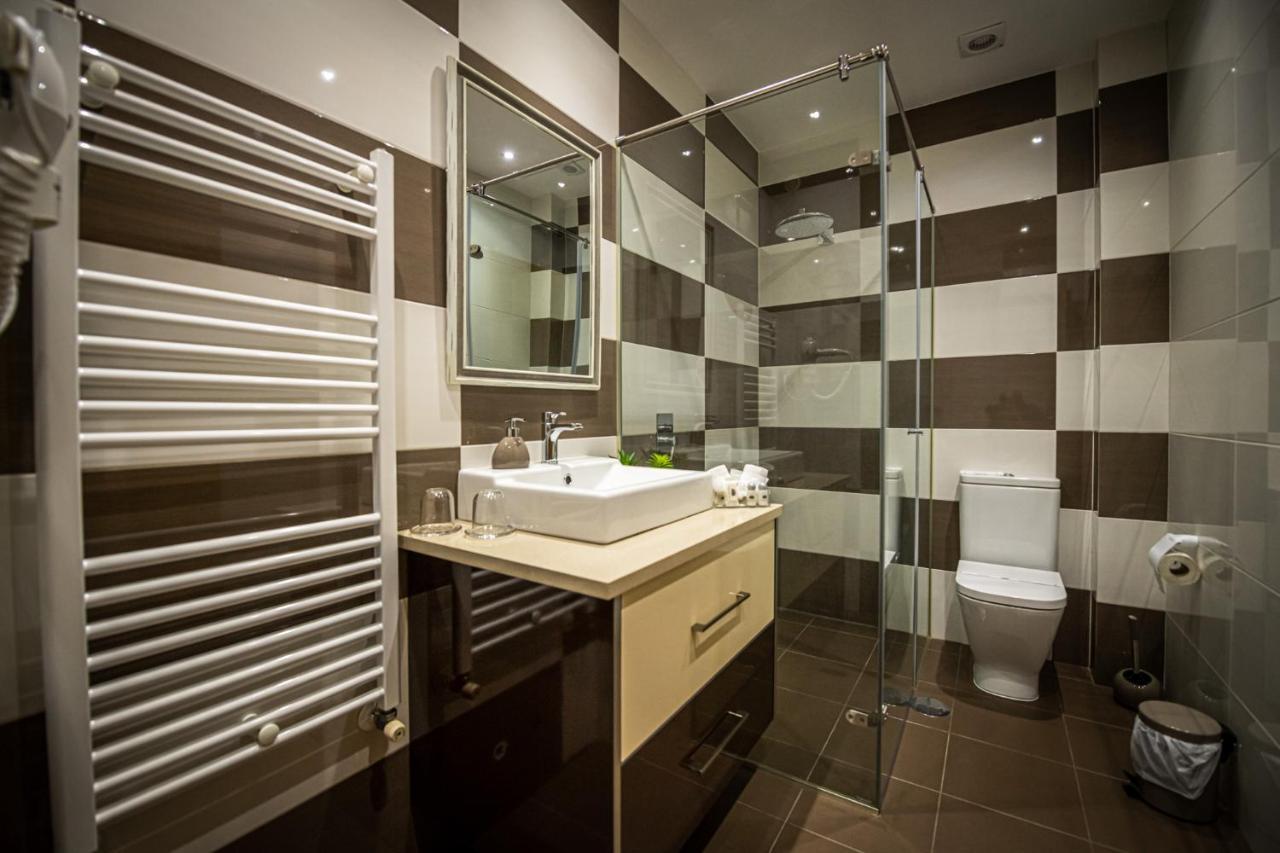 Quinta Oliveiras Hotel *