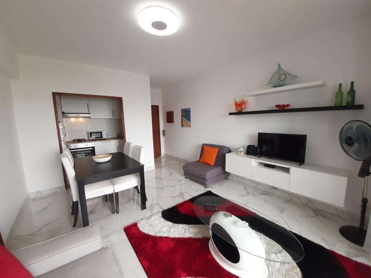 Vista 16- Wifi, Remodelado, 80mt *