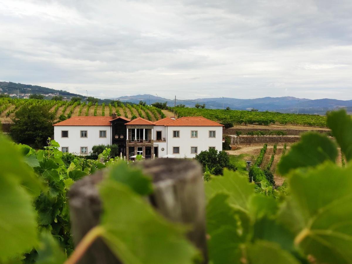 Casa Pipas / Quinta Do Portal Sabrosa