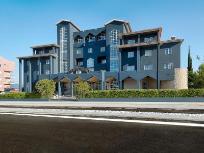 Cabecinho Hotel 3*
