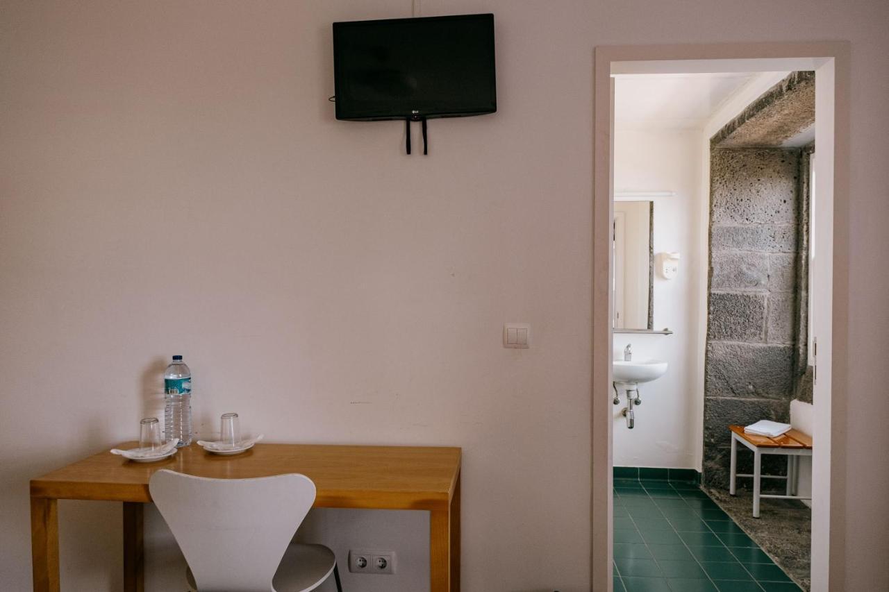 Hostel Azores Youth - Pico Sao Roque do Pico