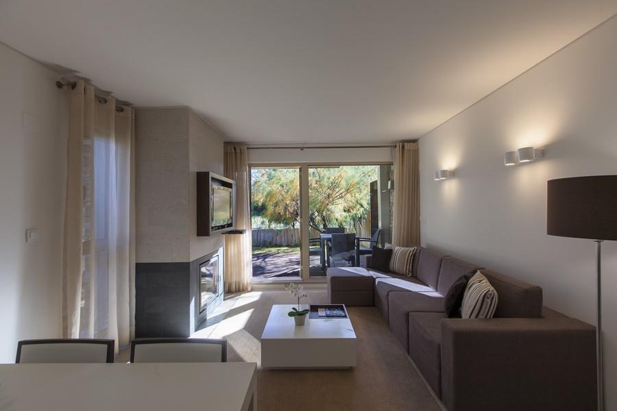 By The Editory - 4* Troia