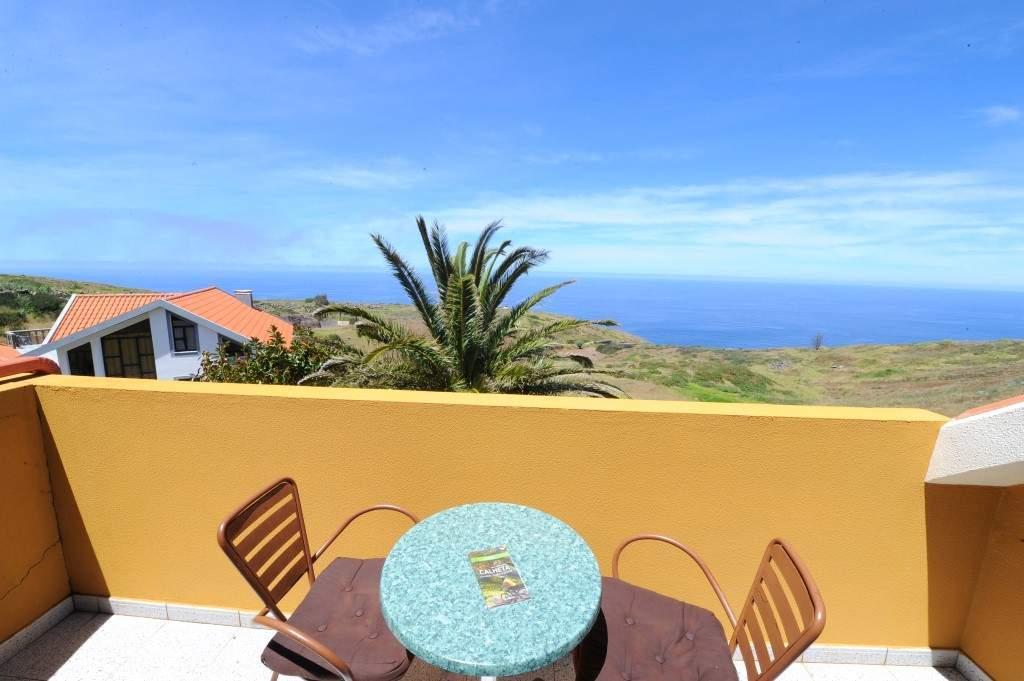 Bed & Breakfast Residencial Farol Ponta do Pargo