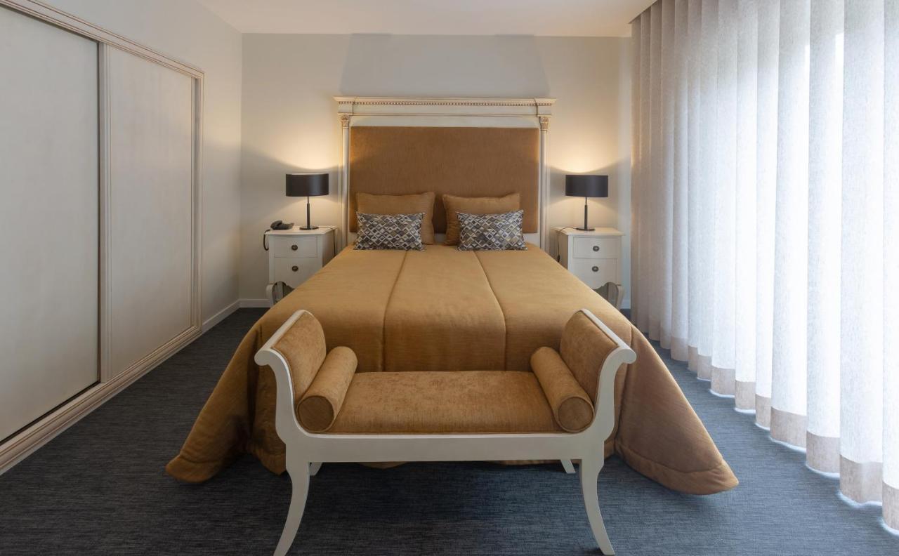 Afonso V & Hotel