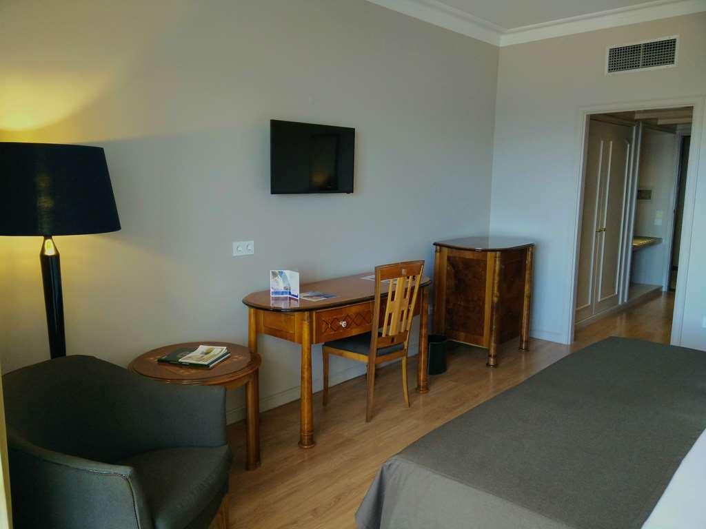 Golden Tulip Porto Gaia Hotel