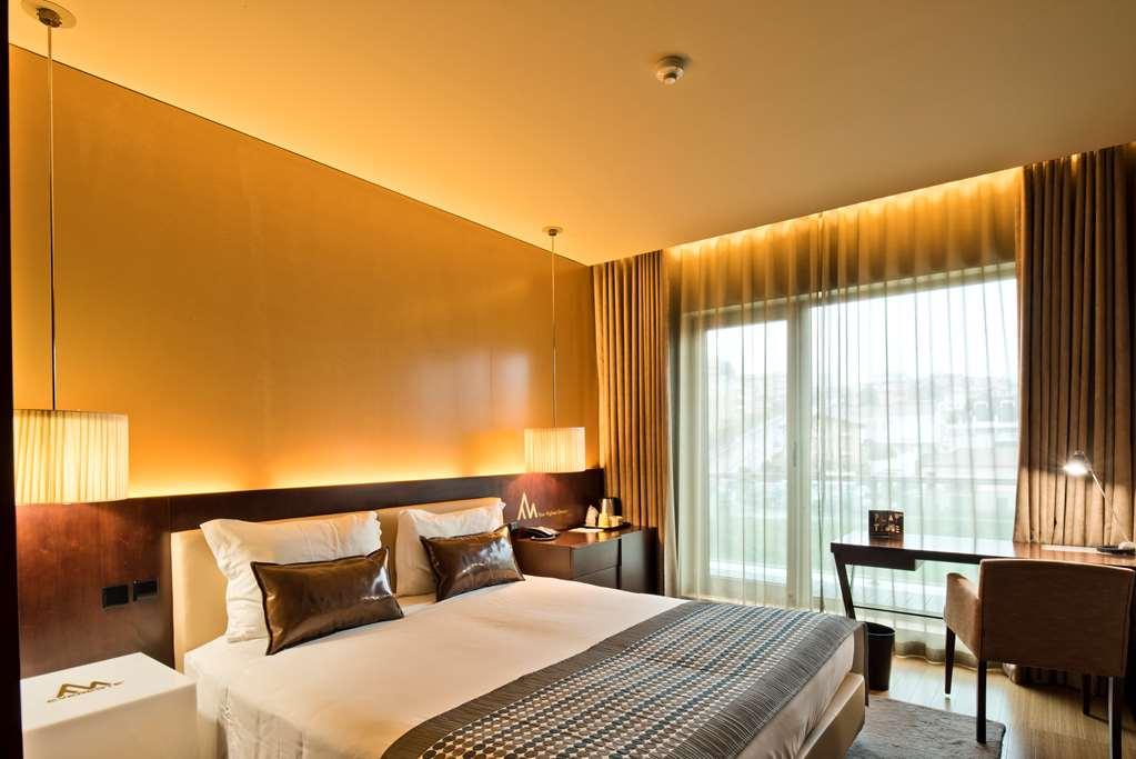 Golden Tulip Hotel 4*