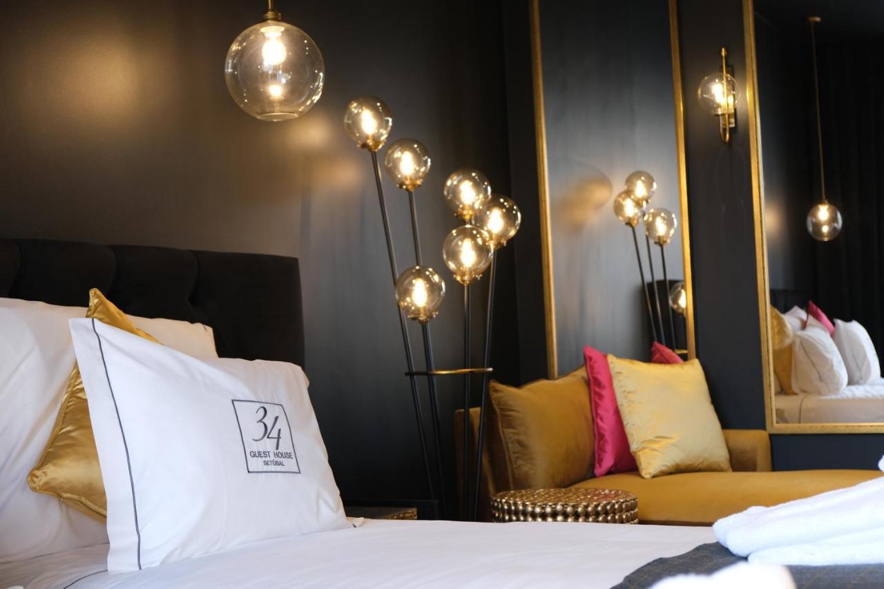 34 Hotel *