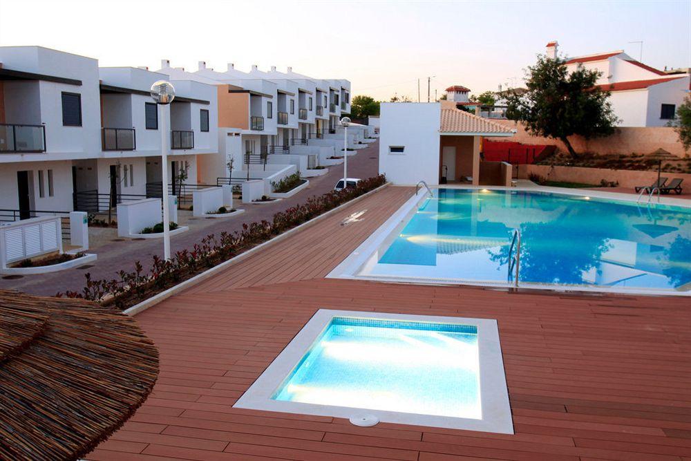 Ocean View Residences Campo de férias