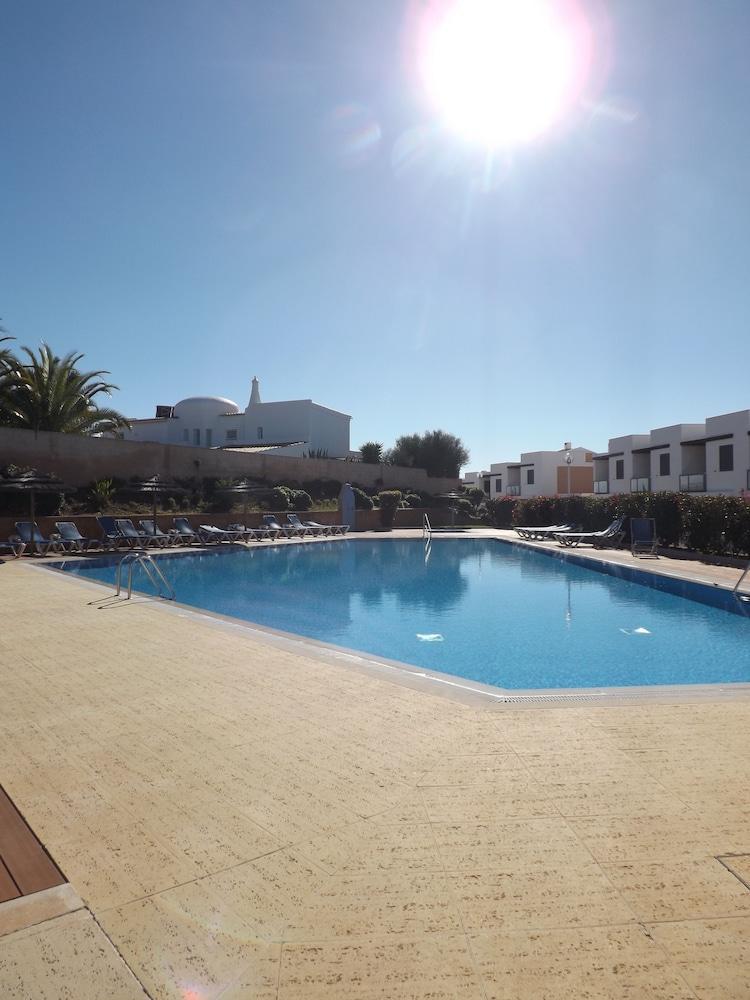 Campo de férias Ocean View Residences 4*