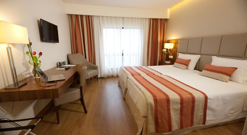 Cinquentenario & Conference Center 4*