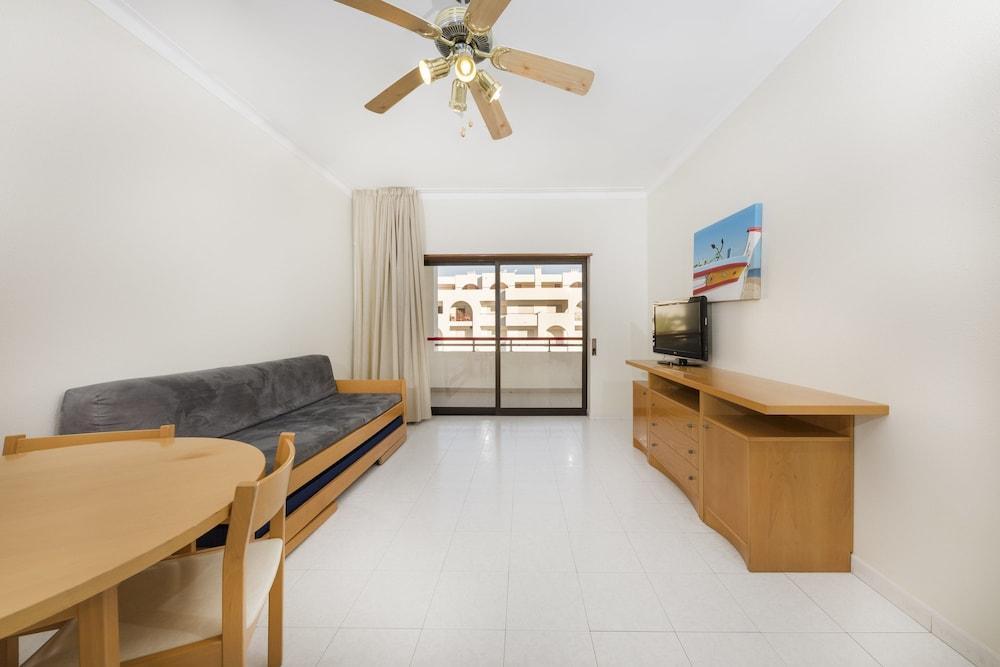 Aparthotel Ukino Terrace Algarve Concept 3*