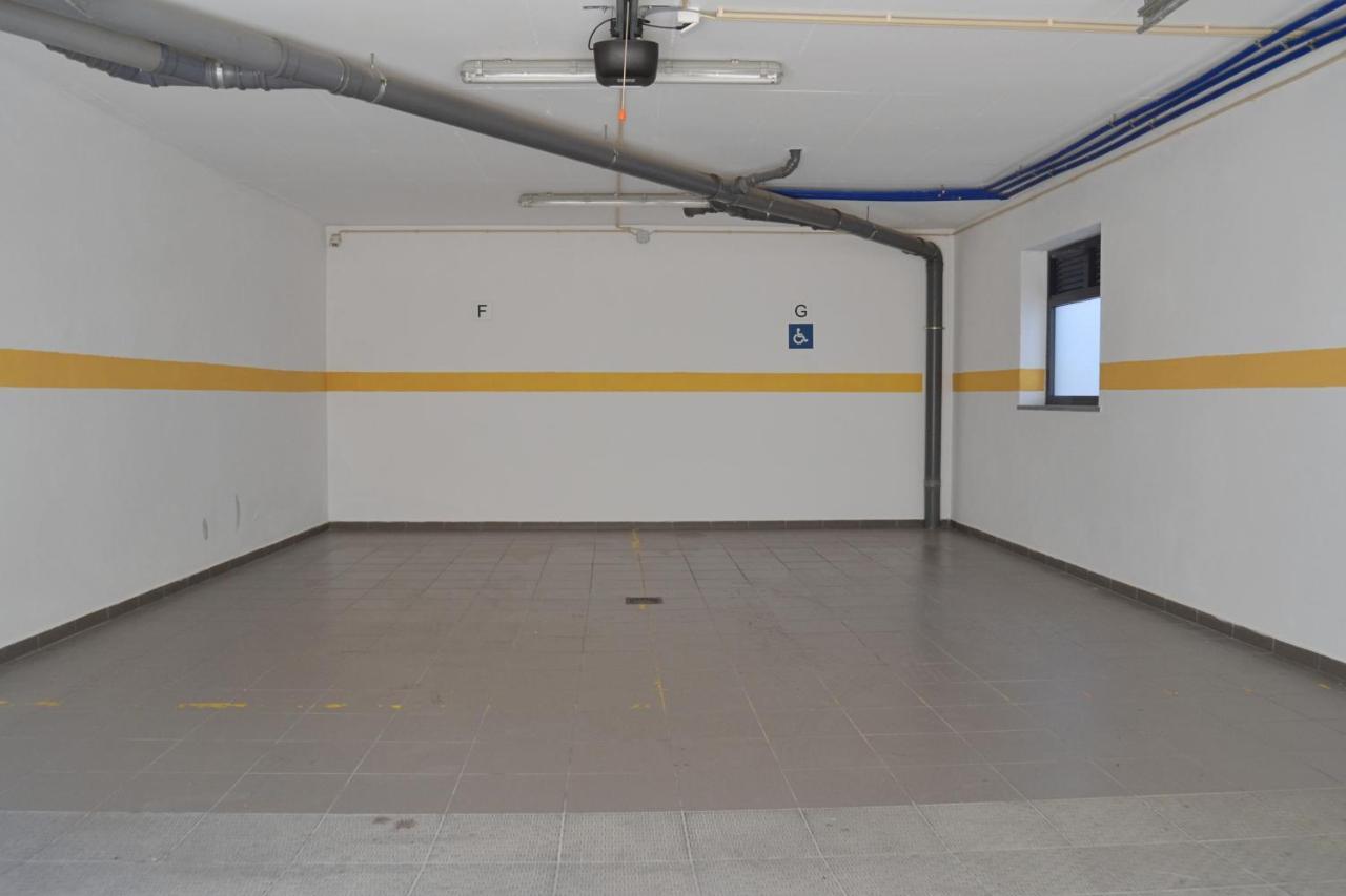 Cerca Da Vitoria 1 Apartment *