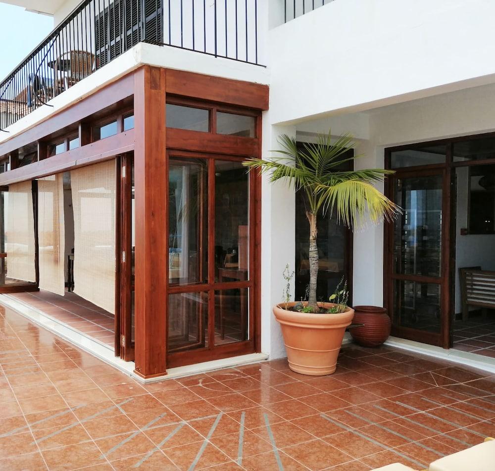 Lusitania Bed & Breakfast Funchal (Madeira)