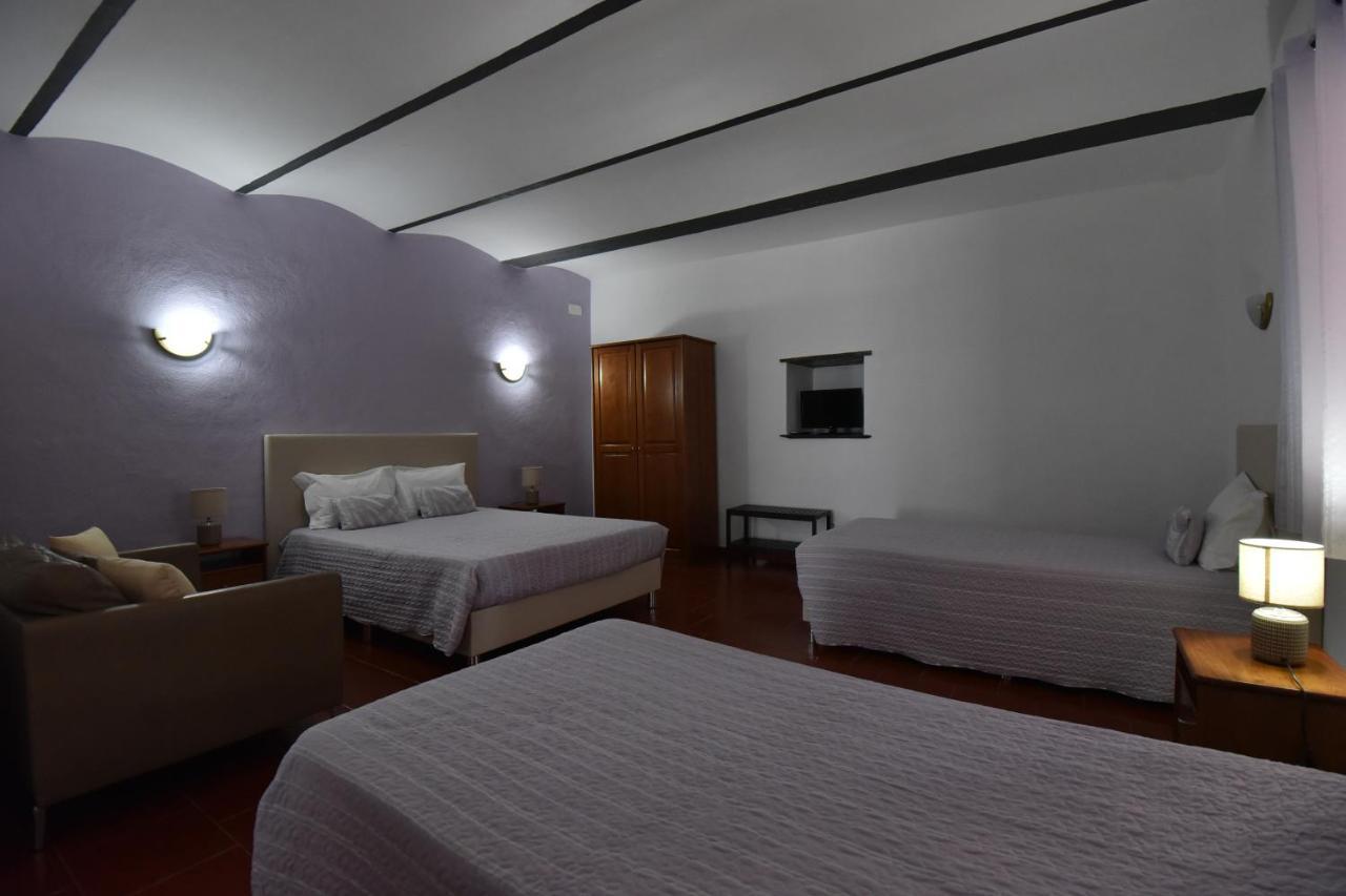 Monte Galhanas Farm stay