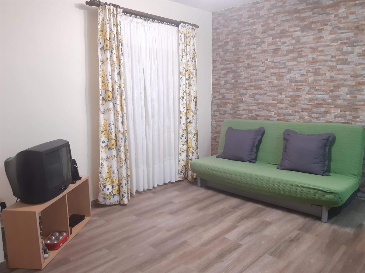 Holiday home Louros House
