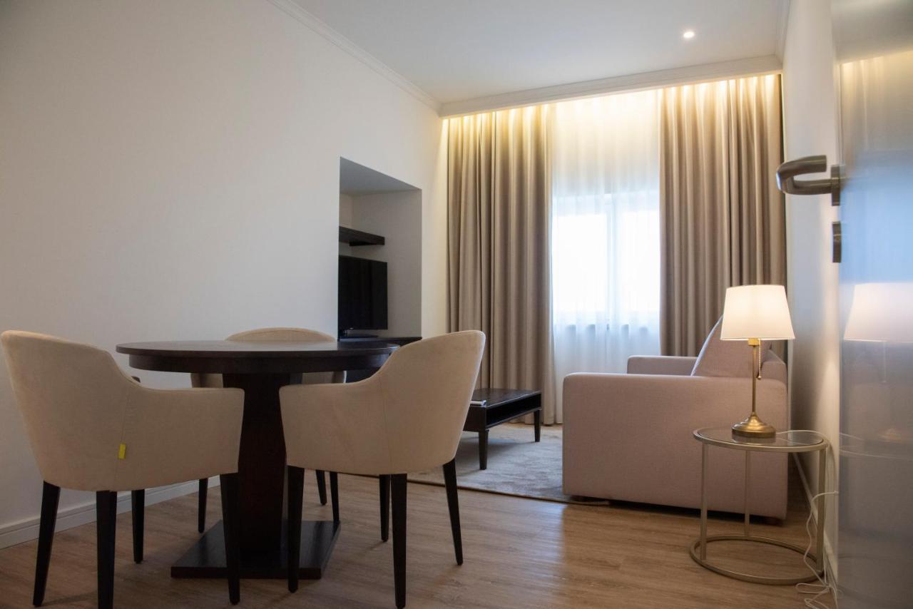 Luna De Hotel Tabua (Coimbra)