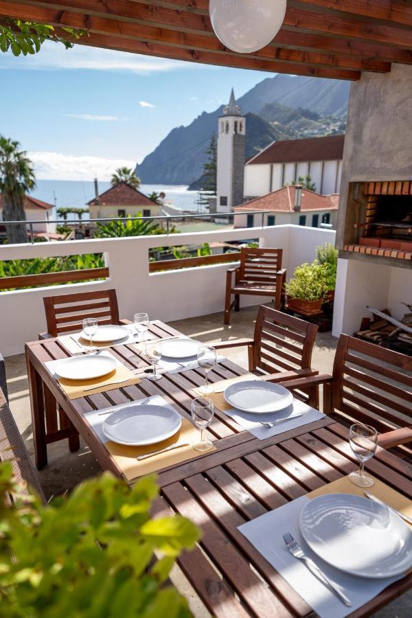 Hostel Madeira Surf Camp Porto Da Cruz