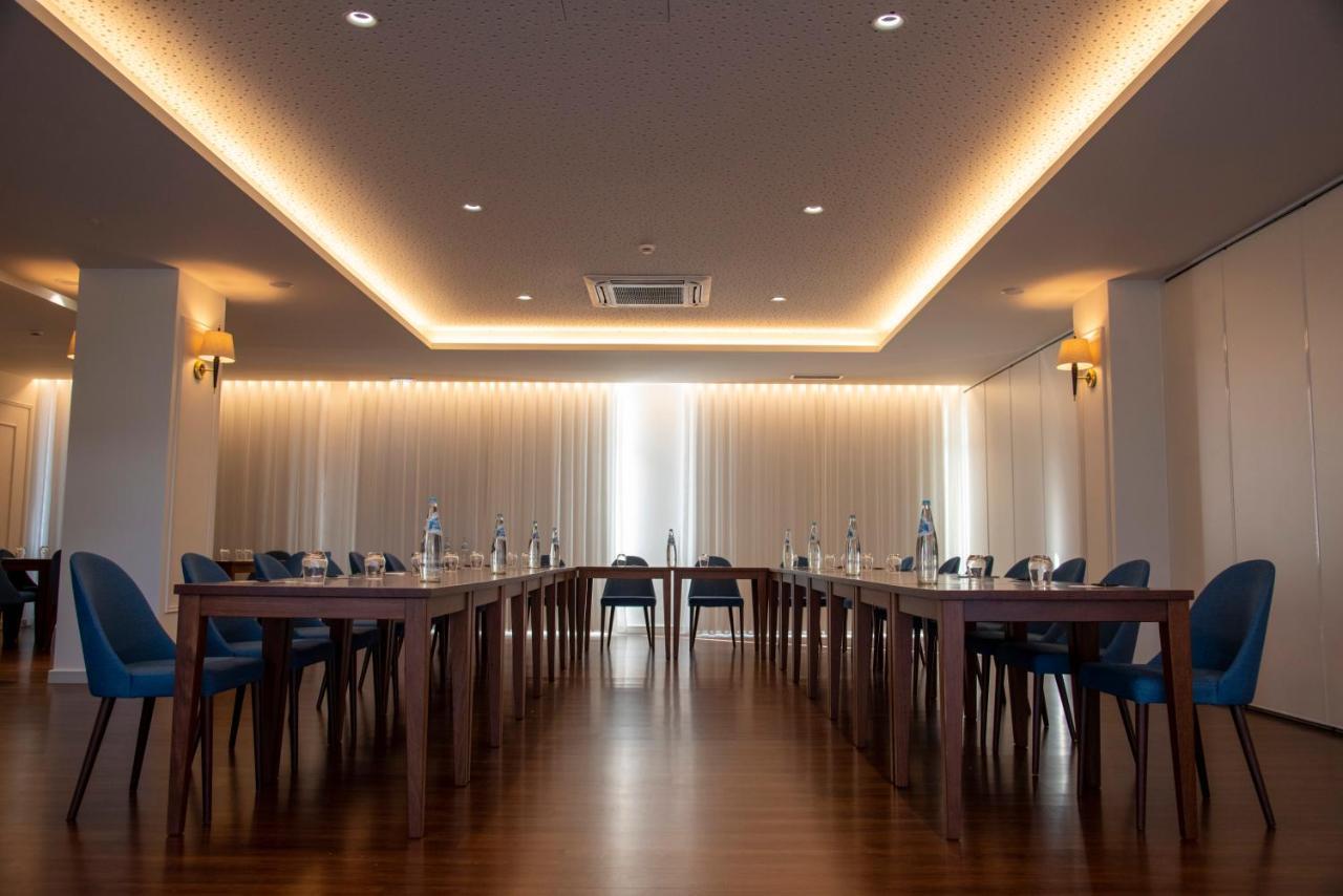 Hotel Luna De Tabua (Coimbra)
