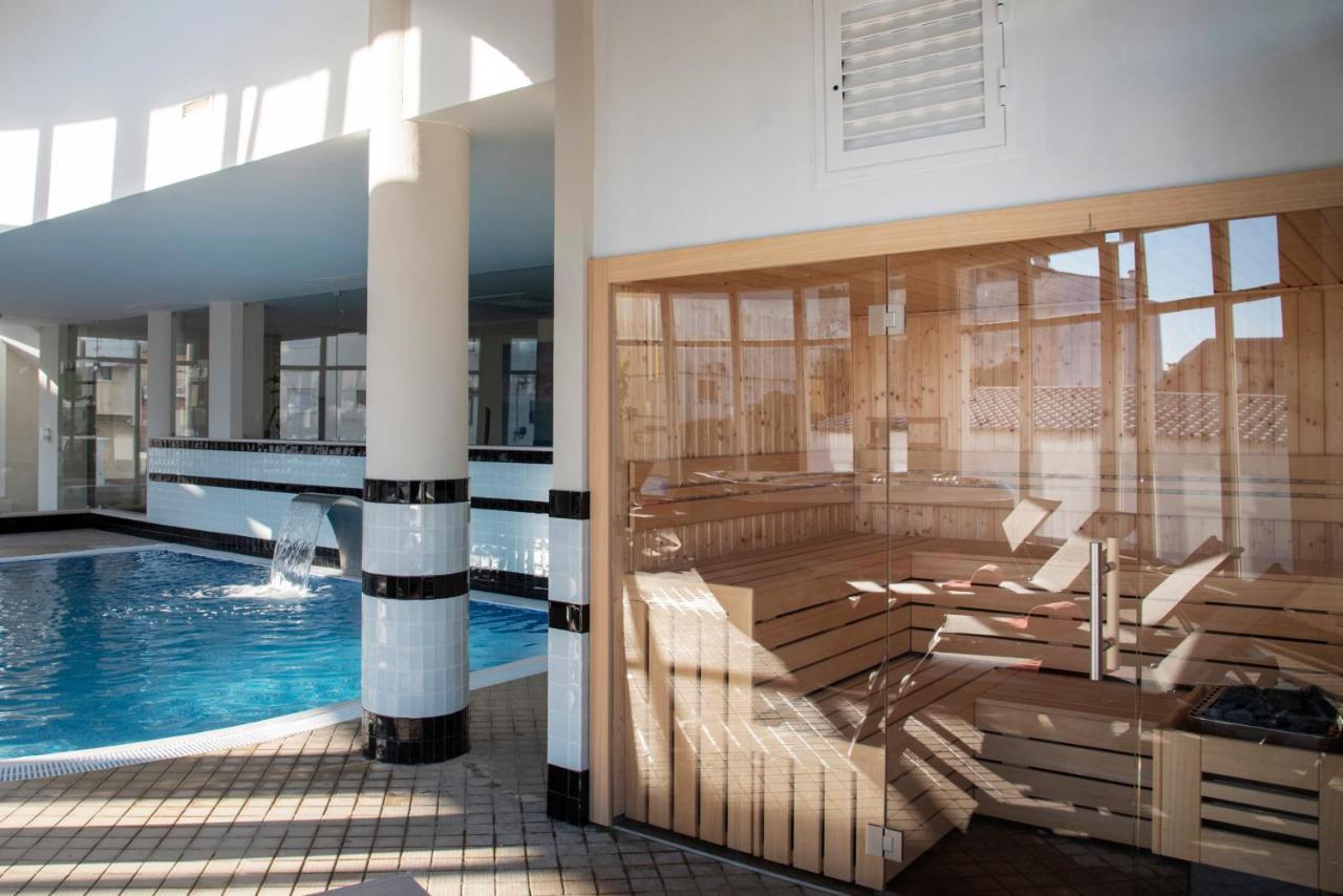 Luna De Hotel 4*