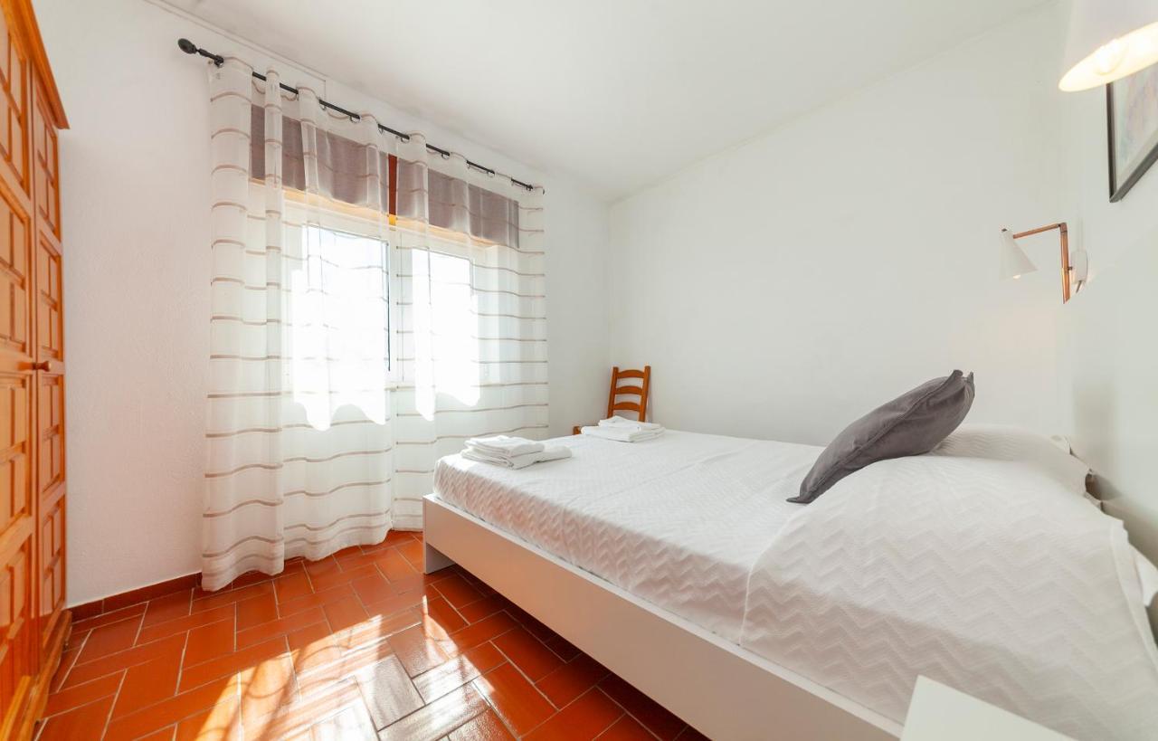 B14 - Heart Of Old Town Apartment