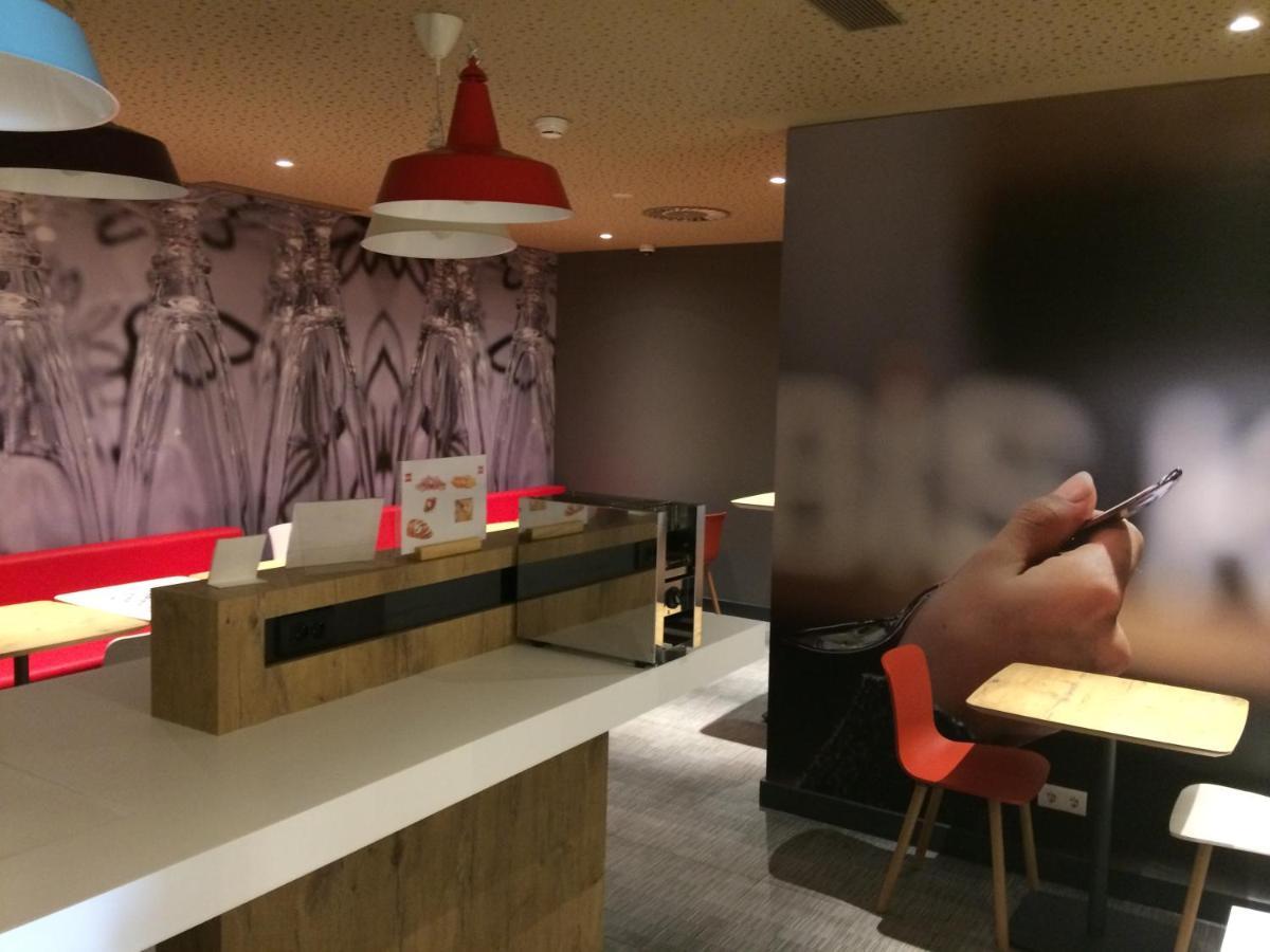 Ibis Hotel