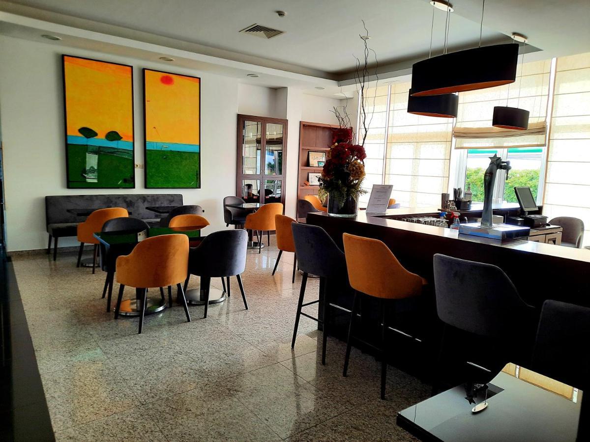 Hotel Bejaparque