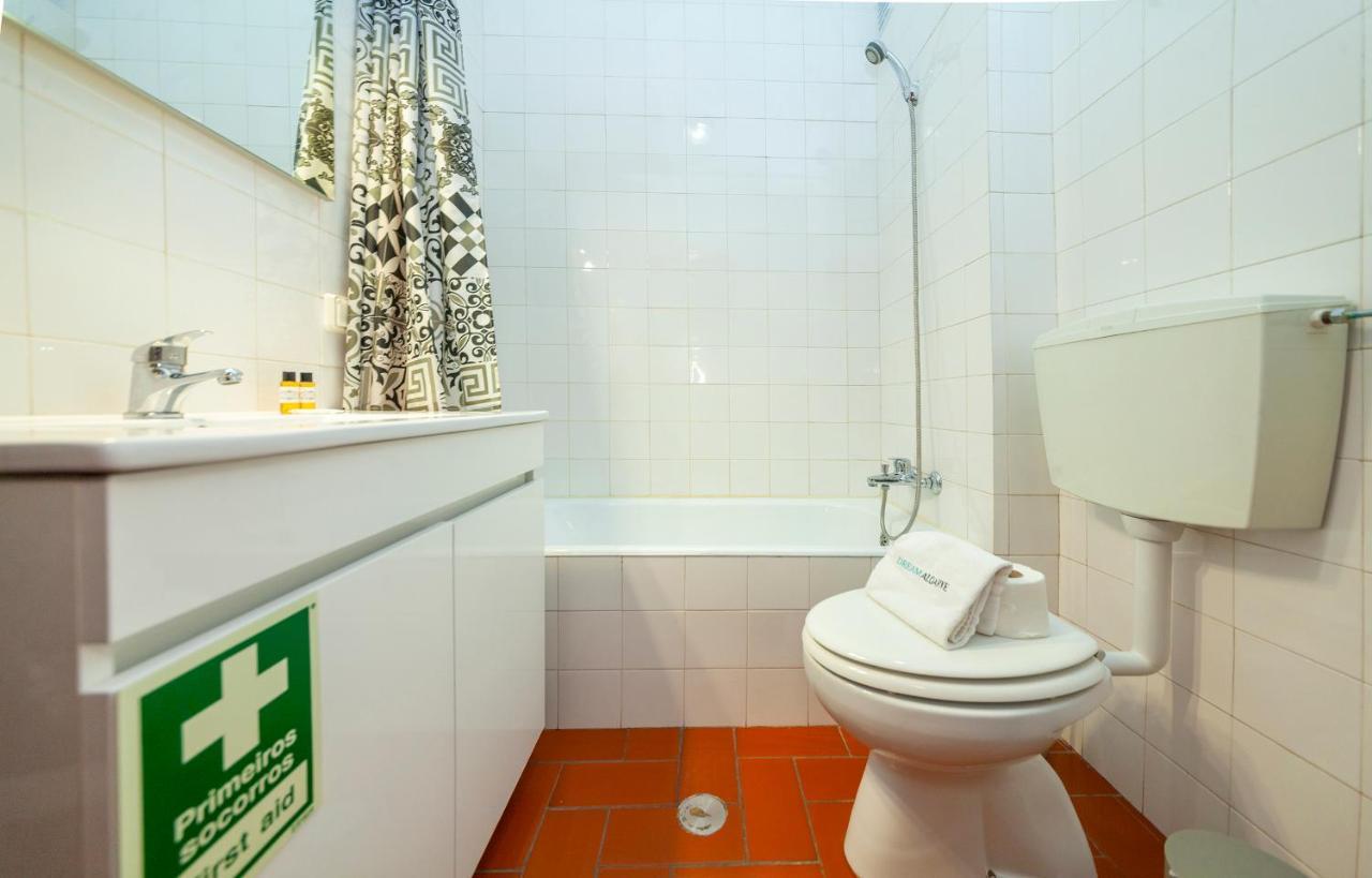 B14 - Heart Of Old Town Apartment *