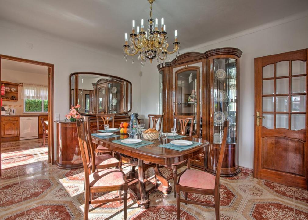 Fragrancia 4 Bedroom Perfect For Families Pool&table Tennis Table Carvoeiro