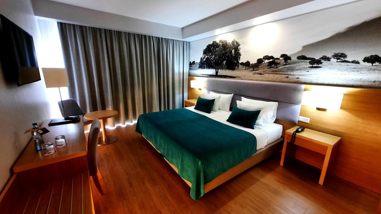 Hotel Bejaparque 4*