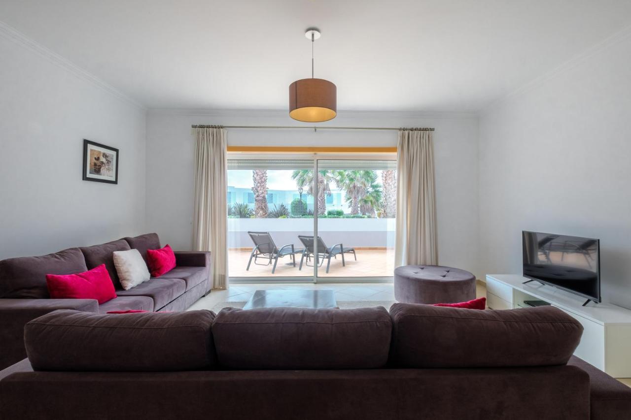 Townhouse T4 Vista Mar Holiday home Obidos