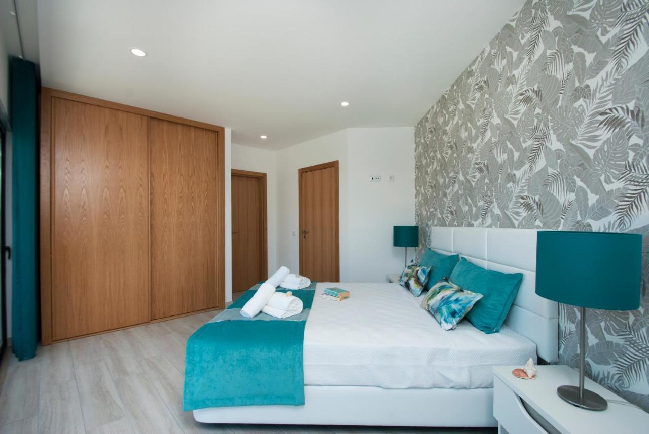 Charlotte By Algarve Vacation Villa *