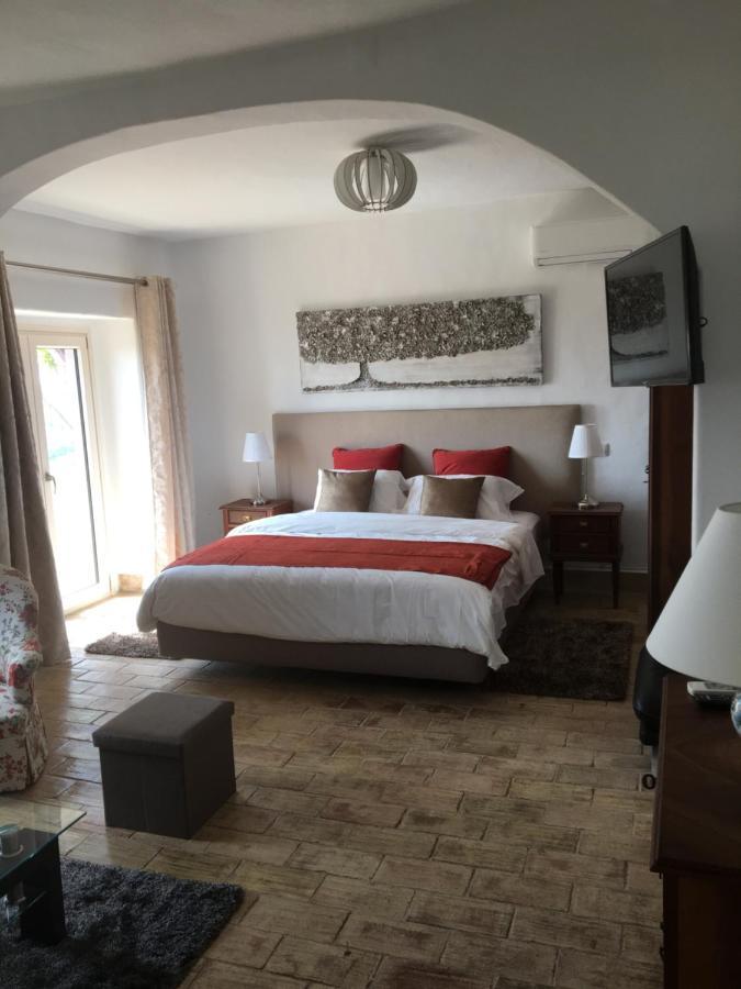 Felicidade Bed & Breakfast *