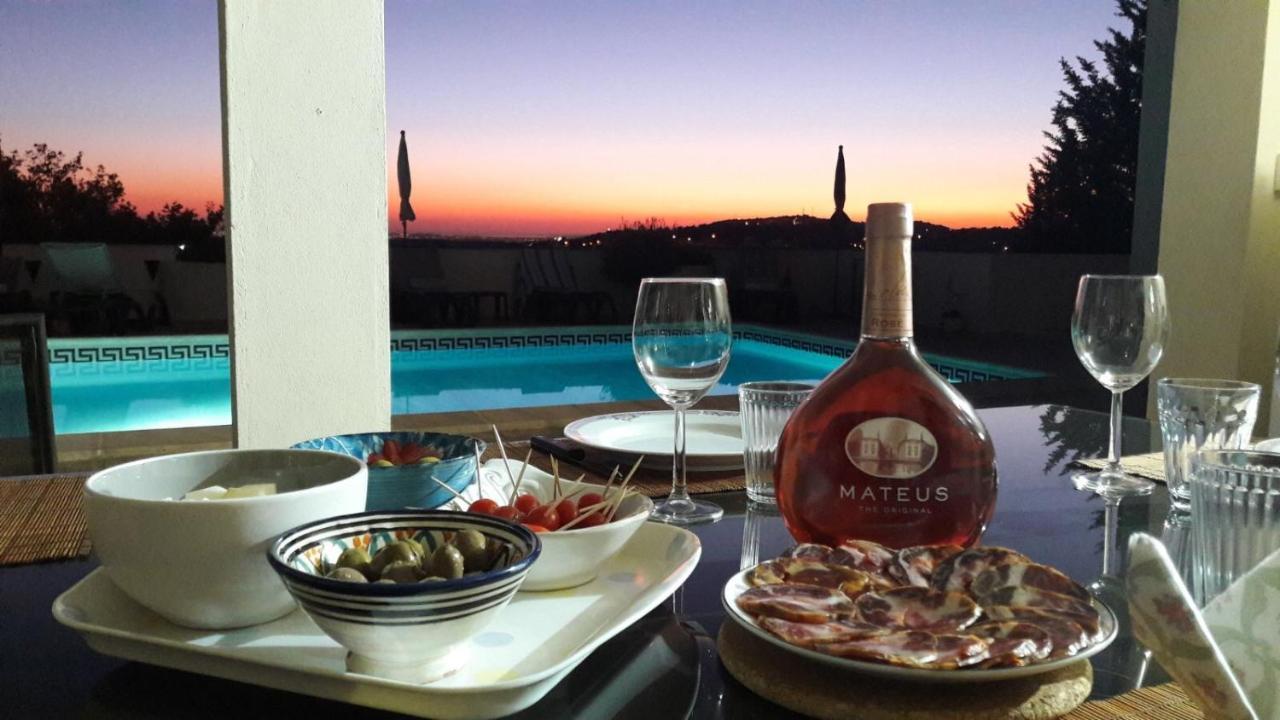 Bed & Breakfast Felicidade Loule