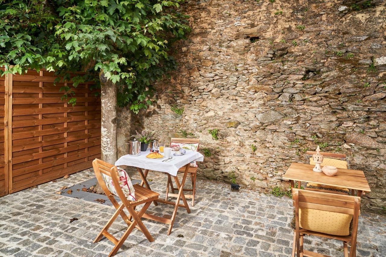 Up Estalagem Dos Padres Bed & Breakfast