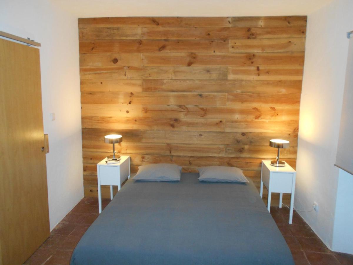 Slowly-com Vagar Hostel *