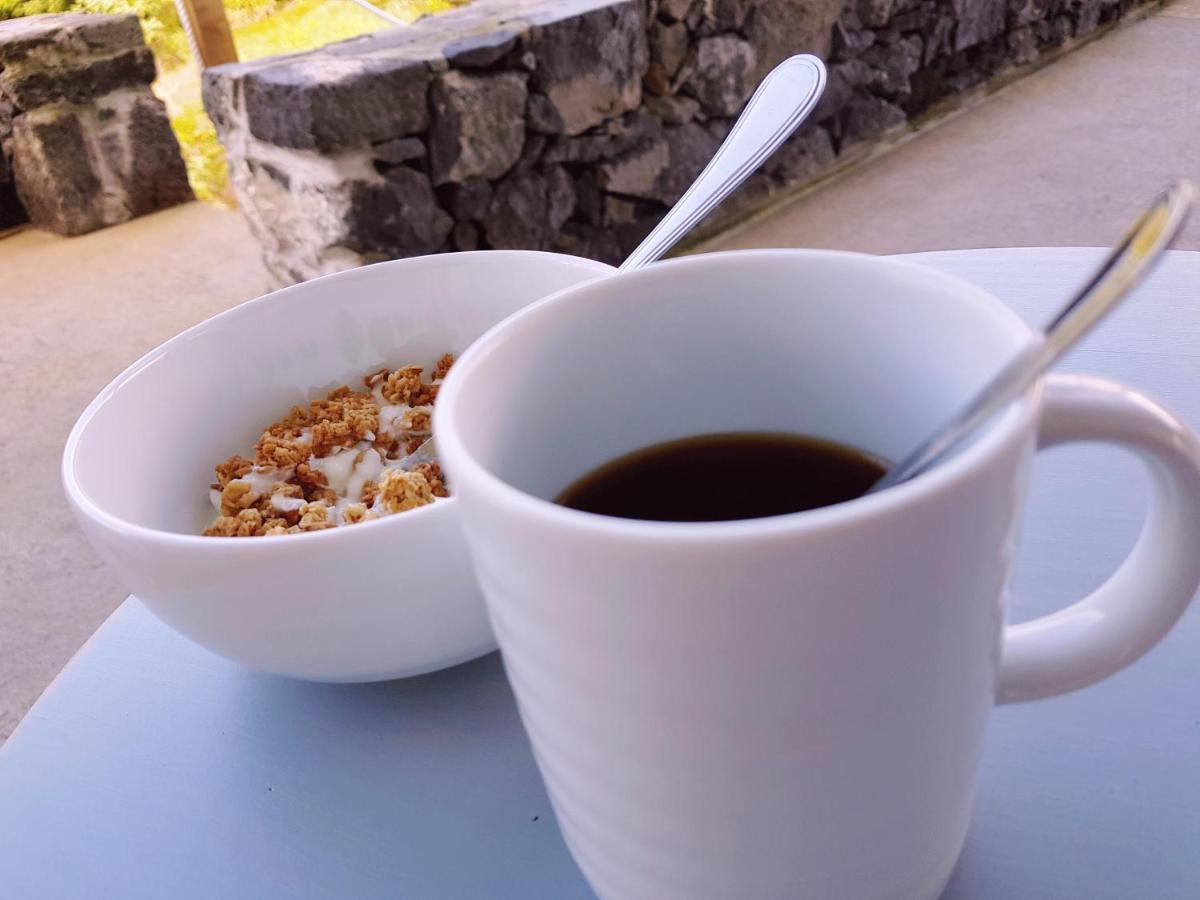 Casa Dos Caldeiras Bed and breakfast Lajes do Pico