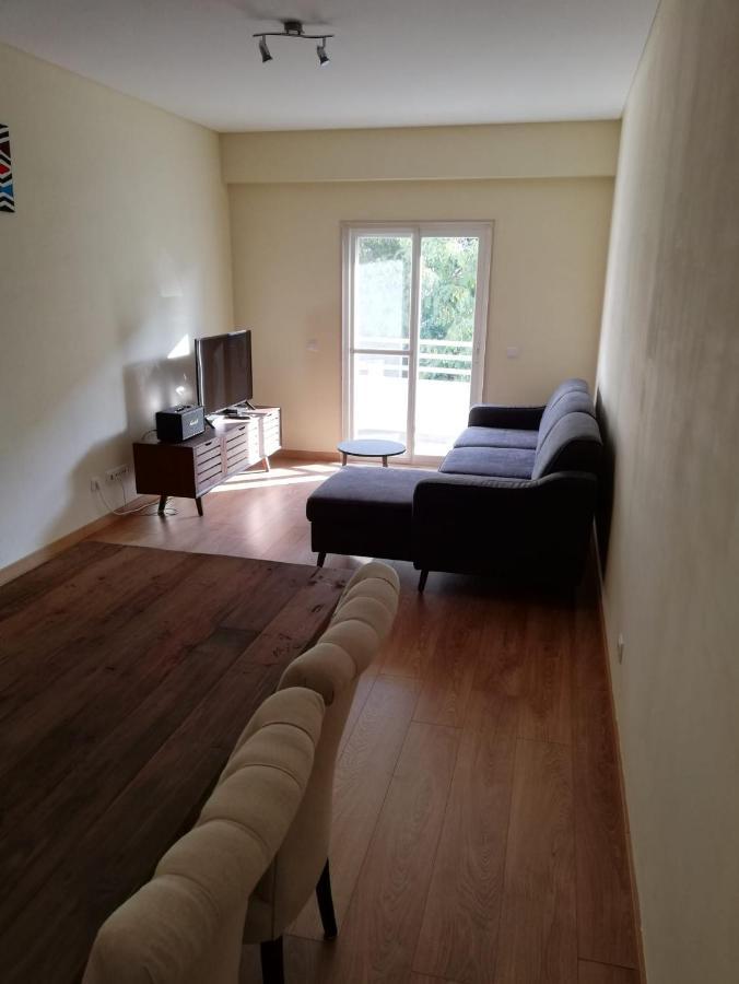 Sea View Apartment *